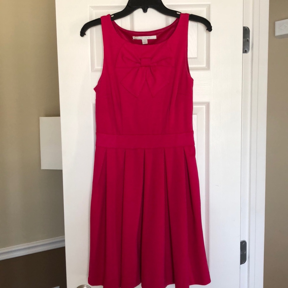 Pink bow dress